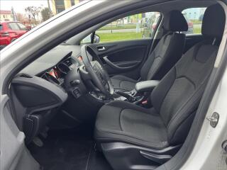 Citroën C5 1,6 HDI  Tourer Business - náhled 9