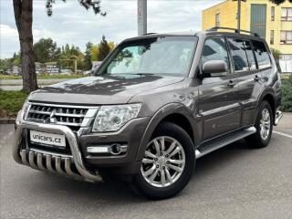 Mitsubishi Pajero 3.2 DI-D  Instyle 4x4+Serviska
