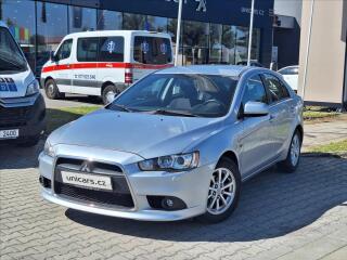Mitsubishi Lancer 1.6   poctiv� komplet servis
