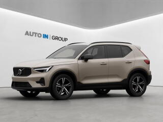 Volvo XC40 PLUS Dark,360�kam, el.vyh�.skl