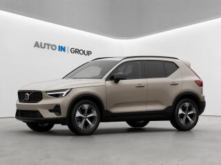 Volvo XC40 DARK B4 PLUS FWD, Nez.topen�