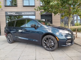 Chrysler Pacifica 2025 Limited AWD SKLADEM