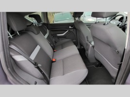 Ford Kuga 2.0TDCi CHAMPIONS EDITION - náhled 12