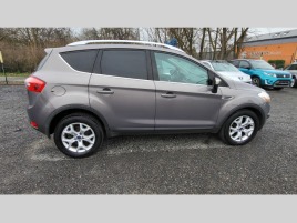 Ford Kuga 2.0TDCi CHAMPIONS EDITION - náhled 8