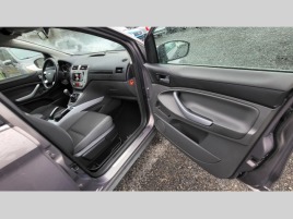 Ford Kuga 2.0TDCi CHAMPIONS EDITION - náhled 26