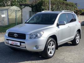 Toyota RAV4 2.2 D-4D SOL KَE KAMERA NAVI