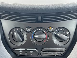 Ford C-MAX 1.6i 16v 77kw KLIMA TAŽNÉ ALU - náhled 20