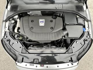 Volvo V70 2.0D D4 AUTOMAT KŮŽE KLIMA - náhled 38