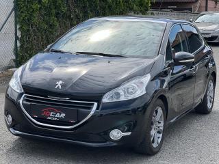 Peugeot 208 1.2i KLIMA PANORAMA TEMPOMAT