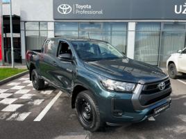 Toyota Hilux 2.4D 44 6MT Live Plus