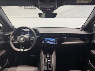 Alfa Romeo Junior Ibrida Speciale 1.2 Turbo Hybr