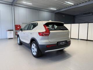 Volvo XC40 B3 2.0L 163 HP AT7 FWD CORE