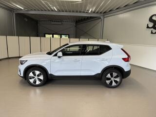 Volvo XC40 B3 2.0L 163 HP AT7 FWD CORE