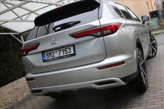 Mitsubishi Outlander 2,4 7míst, intense - náhled 11