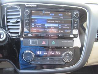 Mitsubishi Outlander 2,3 INTENSE+ 2.2 DI-D 6AT 4WD - náhled 20