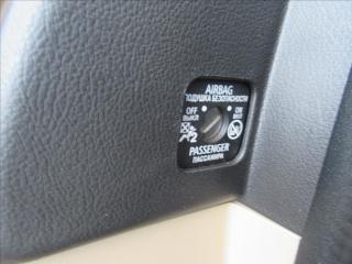 Mitsubishi Outlander 2,3 INTENSE+ 2.2 DI-D 6AT 4WD - náhled 25