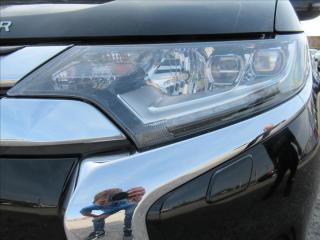 Mitsubishi Outlander 2,3 INTENSE+ 2.2 DI-D 6AT 4WD - náhled 3