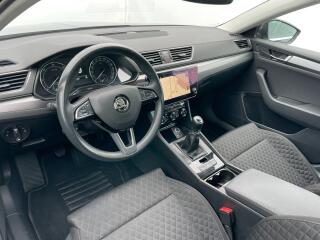 Ford Focus (2020) Com. 1.5TDCI 88kW! TITANIUM! - náhled 12