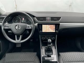 Ford Focus (2020) Com. 1.5TDCI 88kW! TITANIUM! - náhled 13