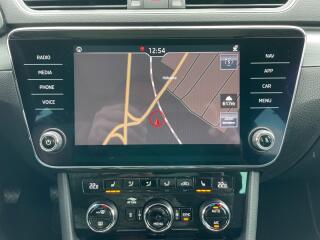 Ford Focus (2020) Com. 1.5TDCI 88kW! TITANIUM! - náhled 14