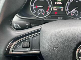 Ford Focus (2020) Com. 1.5TDCI 88kW! TITANIUM! - náhled 24