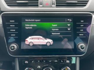 Ford Focus (2020) Com. 1.5TDCI 88kW! TITANIUM! - náhled 34