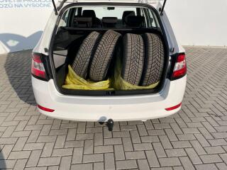 Škoda Fabia (2018) Com.1.0TSi Ambition! Tažné! ČR - náhled 8