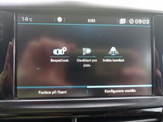 Peugeot 2008 1.5 75kW/Navi/1Maj/TOP - náhled 32