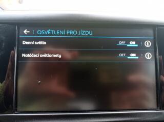 Peugeot 2008 1.5 75kW/Navi/1Maj/TOP - náhled 34