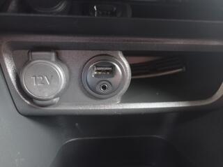 Peugeot 2008 1.5 75kW/Navi/1Maj/TOP - náhled 36