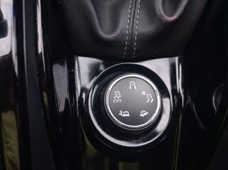 Peugeot 2008 1.5 75kW/Navi/1Maj/TOP - náhled 37