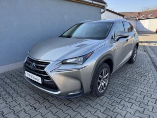 Lexus NX 300h 2.5
