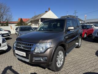 Mitsubishi Pajero 3.2Di-D INSTYLE, �R