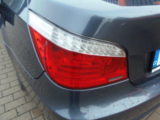 BMW Řada 5 (2008) 520 D LCI facelift manuál - náhled 18