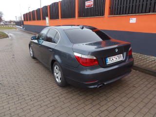 BMW Řada 5 (2008) 520 D LCI facelift manuál - náhled 6