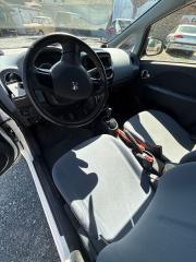 Peugeot iOn ELEKTROMOBIL - náhled 12
