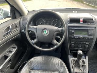 Škoda Octavia 1,9 TDi 2x KOLA Elegance - náhled 13