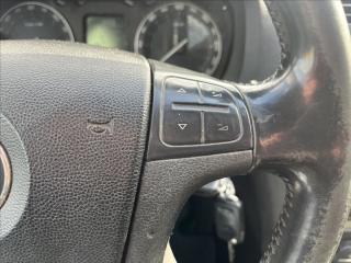 Škoda Octavia 1,9 TDi 2x KOLA Elegance - náhled 19