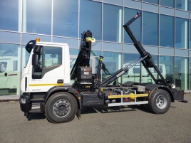 Iveco 180E28 KONTEJNER + HIAB 138