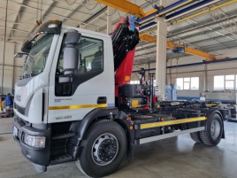 Iveco 180E28 HMF 1620 + KONTEJNER 