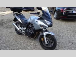 Honda CBF 600 S CBF 600 SA rezervace 