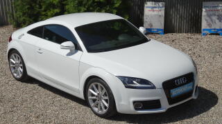 Audi TT 1.8 TFSI  Alcantara rezervace