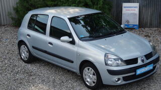 Renault Clio Clio 1.2 i rezervace