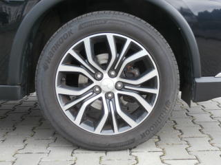 Mitsubishi Outlander (2016) 2.2D 110kW 6 st. MAN 4X4 - náhled 29