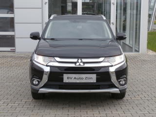 Mitsubishi Outlander (2016) 2.2D 110kW 6 st. MAN 4X4 - náhled 8