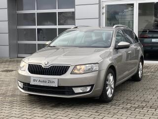 �koda Octavia Combi TDI DSG hezk� v�z!