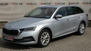 �koda Octavia Combi 2.0 TDI Style 4x4 DSG 11
