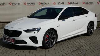 Opel Insignia 2.0 T 4x4 GSi