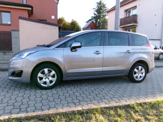 Peugeot 5008 1.6 eHDi 7mst, AUT.  Zadno