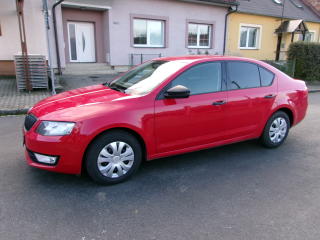 koda Octavia 1.6 TDi KLIMA